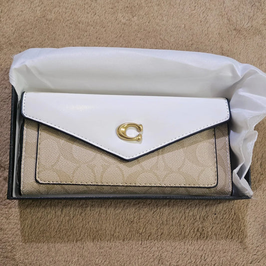 Multi Esential Luxury Wallet - White