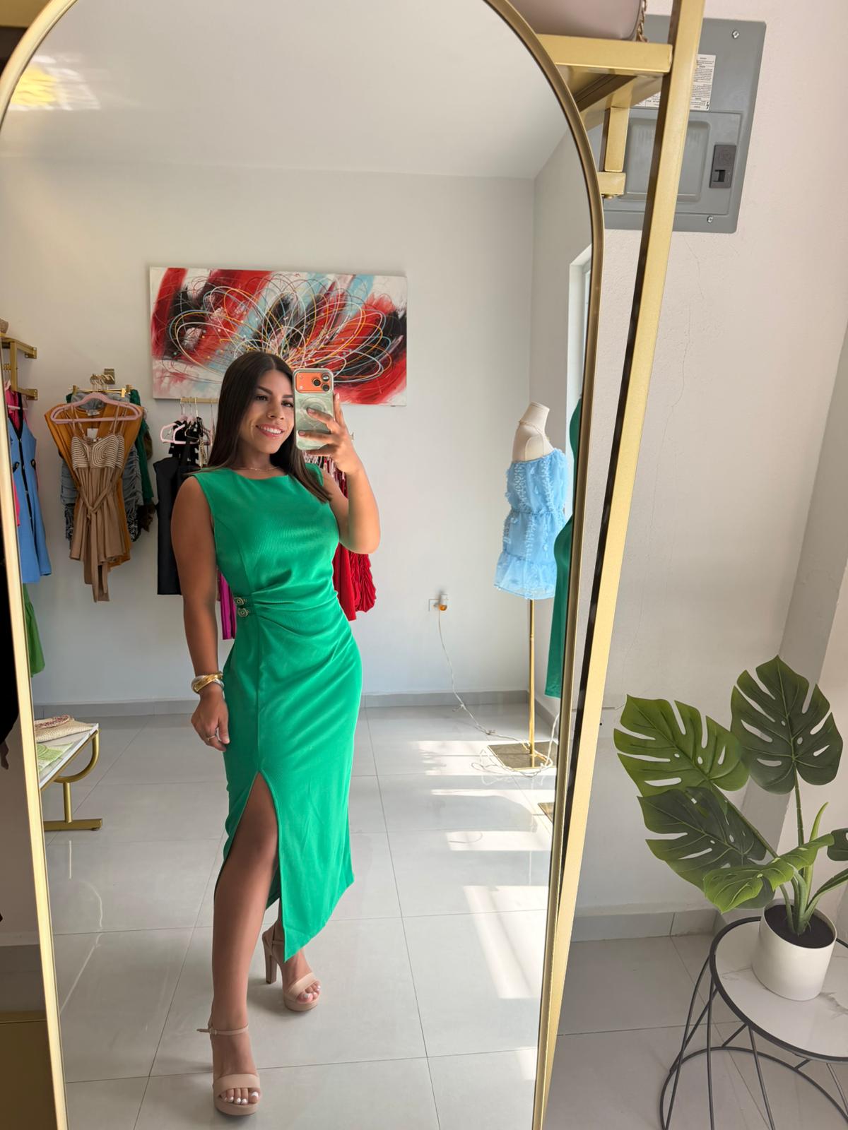 Sleveeless Midi Dress W/Buckle Detail